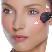 Hati-Hati 5 Kesalahan Ini Membuat Pipimu Tampak Seperti Badut