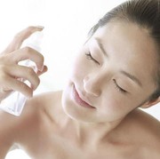 Segarkan Wajah Secara Instan, Ini 5 Face Mist Lokal yang Harus Kamu Punya