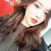 Apa sih skincare malam yang enggak boleh dipakai untuk kulit sensitif?