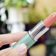 Buat Kamu Si Pemilik Kulit Sawo Matang! Ini Warna Lipstik Wardah yang Cocok Untukmu