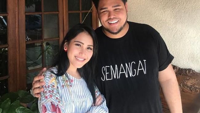 Kasihan Banget! 5 Artis Ini Ternyata Pernah Merasakan