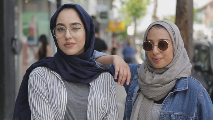 Hijabers, Jangan Sembarangan Pilih Sunglasses! Ini Ragam Pilihan Yang Bisa Membantumu, Ladies!