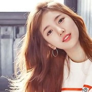 Enggak Lagi Takut Mati Gaya, Ini Dia Gaya Pose yang Akan Selalu Terlihat Bagus di Foto