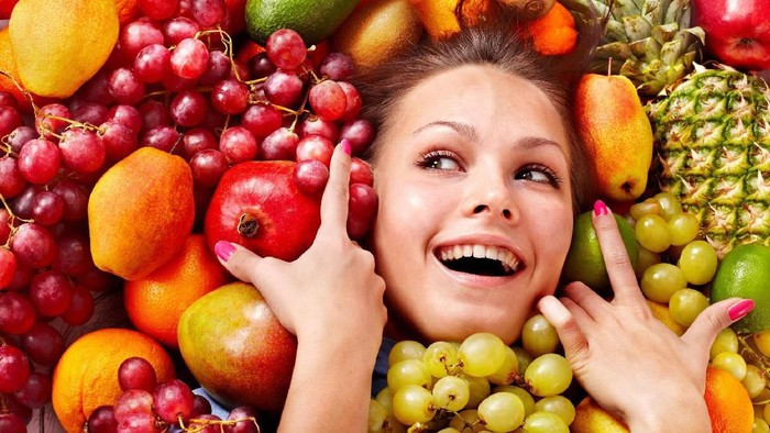 Tips Makan dan Minum agar Kulit Mulus dan Cantik