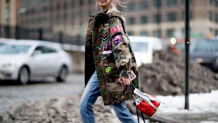 Enggak Sabar, Ternyata Ini Lho 3 Aksesoris Fashion yang Akan Happening di Tahun 2018! Kamu Wajib Punya!