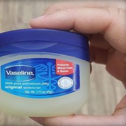 [FORUM] Vaseline Petroleum Jelly beneran bisa bikin alis lebat ya?
