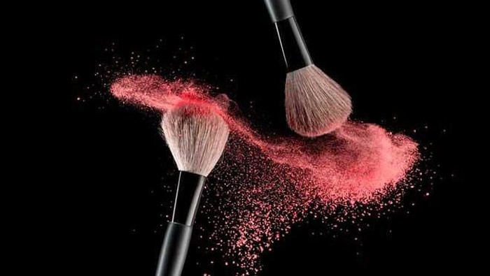 Kamu Hanya Membutuhkan 6 Aplikator Makeup ini Untuk Makeup Sehari-Hari