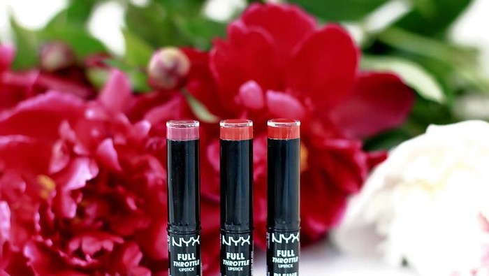 Tiga Inovasi Waterproof Lipstik Tahan Lama Yang  Wajib Kamu Coba