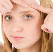 Rajin Cuci Muka Tapi Masih Muncul Jerawat? Ini Penyebabnya