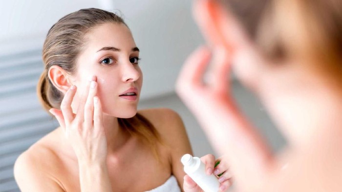 Begini Cara Memilih Makeup Primer Yang Tepat Untuk Segala Jenis Masalah Kulitmu!