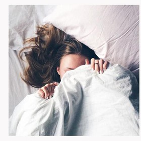 Lakukan Hal Berikut Saat Tak Bisa Tidur karena Rasa Lapar yang Melanda