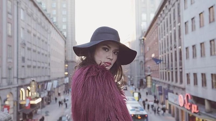 Yuk Intip Gaya Fashion Raisa Andriana yang Selalu Sopan, Cantik Banget Deh!