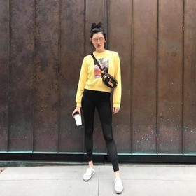 Begini Gaya Kasual Sehari-hari Ming Xi, Model Victoria's Secret yang Sedang Jadi Perbincangan!