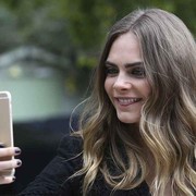 Apa ya operator seluler yang punya paket data murah dan gak bikin kantong jebol??