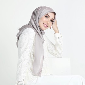 Pakai Hijab Syar'i dan Tetap Stylish? Begini Rahasianya!