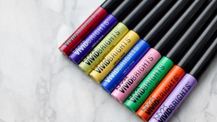 Eyeliner Warna dengan Pigmentasi Terbaik! NYX Vivid Brights Liner [Review]