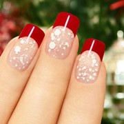Percantik Kuku Saat Merayakan Natal Dengan Pilihan Warna Nail Polish Terbaik Ini!