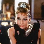 5 Tips Timeless Look dari Audrey Hepburn