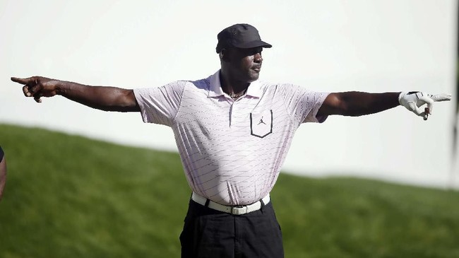 NORTH LAS VEGAS, NV - APRIL 06: NBA legend Michael Jordan during Aria Resort & Casino's 13th Annual Michael Jordan Celebrity Invitational at Shadow Creek on April 6, 2014 in North Las Vegas, Nevada.   Isaac Brekken/Getty Images for Michael Jordan Celebrity Invitational/AFP