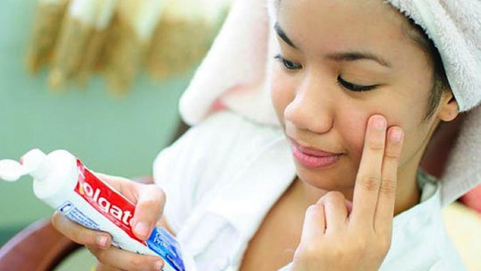 Hah, Bener Gak Sih Odol Bisa Menghilangkan Jerawat dan Komedo? Share Dong Hah, Bener Gak Sih Odol Bisa Menghilangkan Jerawat dan Komedo? Share Dong