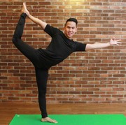 Fajar Putra, Pelopor Kepopuleran Acroyoga di Indonesia