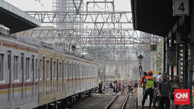 Daftar Perubahan Jadwal Commuterline, Transjakarta, MRT, LRT BPTJ ubah jadwal dan ketentuan penumpang pada commuterline, transjakarta, LRT, dan MRT di Jakarta guna cegah penularan corona.