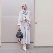 Biar Enggak Keliatan Aneh, Ini Atasan yang Cocok Dipadu Padankan dengan Celana Kulot!