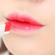 Ada yang pakai lipstik Novo?