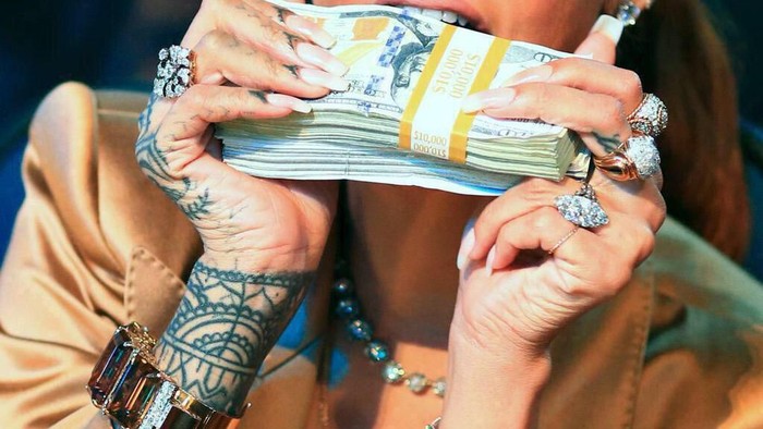 Jangan Keliru Ladies, Biar Keuangan Kamu Aman, Begini Tips Finansial yang Bisa Kamu Lakukan!