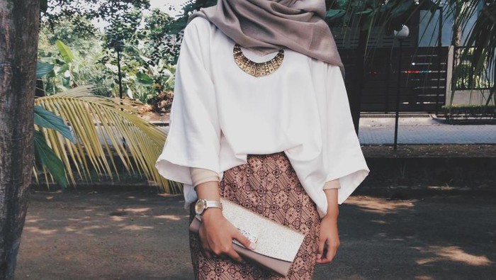 Jauh Dari Kata Ribet, Style Kondangan Ala Anak Muda Berikut Bisa Jadi Inspirasimu!