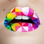 Warna Lipstick untuk Menghadiri Acara Tertentu