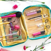 Makeup dan Skin Care Tidak Tercecer Ketika Travelling Dengan Tips Packing Mudah