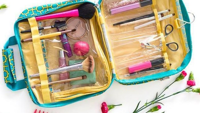 Makeup dan Skin Care Tidak Tercecer Ketika Travelling Dengan Tips Packing Mudah
