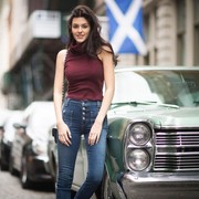 Celana Jeans Vs Rok, Pria Lebih Suka yang Mana Ya? Ini Jawabannya!