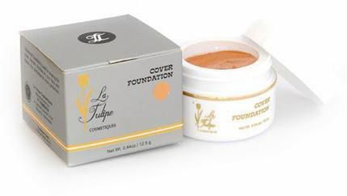 Mau Tutupi Bekas Jerawat dengan Foundation Lokal dan Hebat Ini? Bisa!