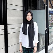 Cara Gampang Merawat Kulit Berminyak Bebas Jerawat ala Selebgram Amelia Elle