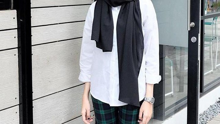 Cara Gampang Merawat Kulit Berminyak Bebas Jerawat ala Selebgram Amelia Elle