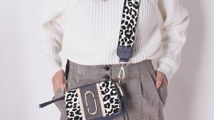 Beda Banget! Ini Dia Transformasi Penampilan Awkarin Dulu dan Sekarang