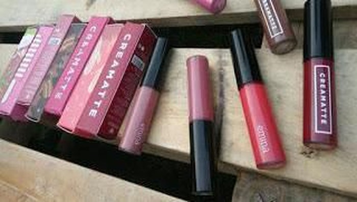 Coba Lip Cream Lokal Halal Baru! Emina Creamatte Lip Cream