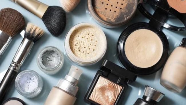 Basic Makeup Wajib Punya Untuk Kulit Sensitif Dan Berjerawat