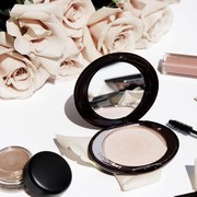 Opps, Ingin Tahu Apa yang Terjadi Ketika Kamu Memakai Kosmetik Kadaluarsa? Ini Dia Bahayanya!