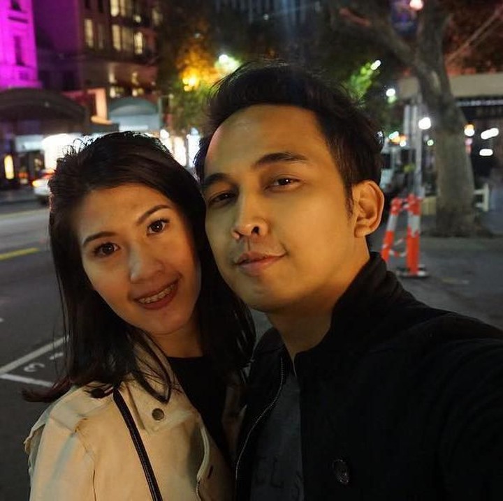 <div>Indra P. Sinaga atau yang lebih dikenal dengan Naga, menikahi Feby Rizky Andhika Siregar 8 tahun lalu. Keduanya sering menghabiskan waktu berduan nih, Bun. (Foto: Instagram @febyriz)</div>