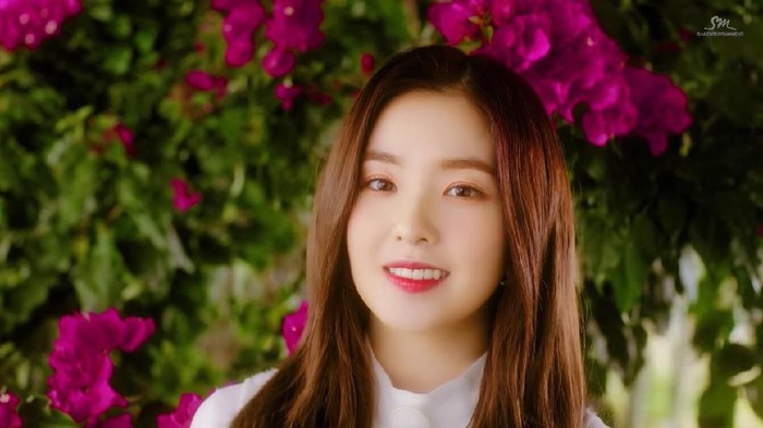 Ingin Bibir Merah Alami Bak Artis Korea? Contek Yuk Tipsnya!