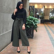 Begini Tips Tampil Kece Menggunakan Celana Kulot untuk Si Tubuh Gemuk!