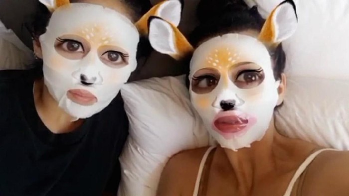 Jangan Terlalu Lama Ladies! Ternyata Ini Loh Waktu yang Paling Efektif Saat Menggunakan Sheet Mask! Jangan Terlalu Lama Ladies! Ternyata Ini Loh Waktu yang Paling Efektif Saat Menggunakan Sheet Mask!