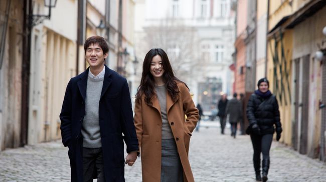 Acara K Movievaganza Trans7 akan menayangkan film Korea, The Beauty Inside (2015), pada Kamis (27/1), pukul 01.15 WIB.