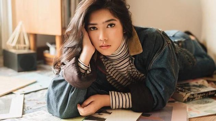 Ladies, Kalian Lebih Suka Teknik Mencukur, Waxing, atau Threading Nih Untuk Merapikan Alis?