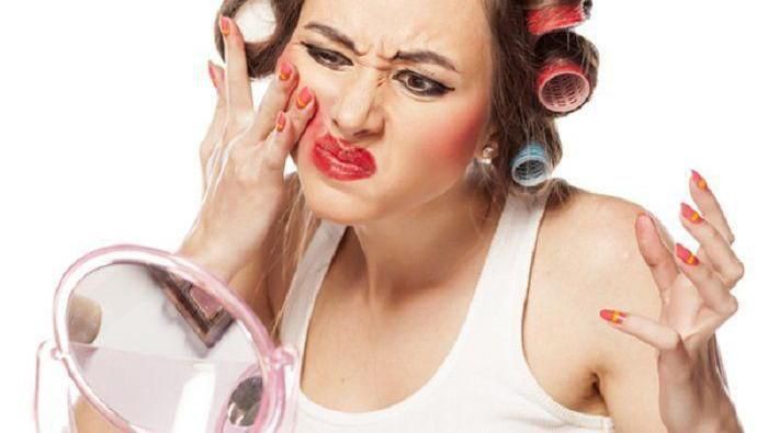 Tidak Sadar, 5 Kesalahan Cara Bermake Up Ini Sering Kamu Lakukan!