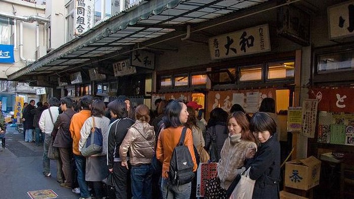 [FORUM] Kalo nemu restauran hits dan rame kalian tim yang sabar nunggu atau mendingan cari tempat lain?