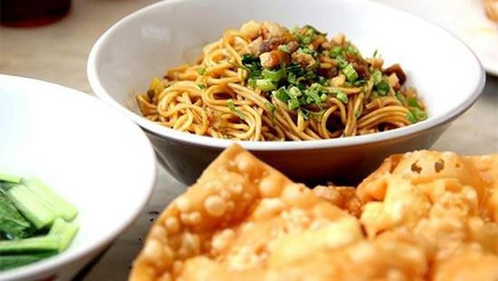 [FORUM] Kalian lebih suka mie ayam biasa atau yamien?